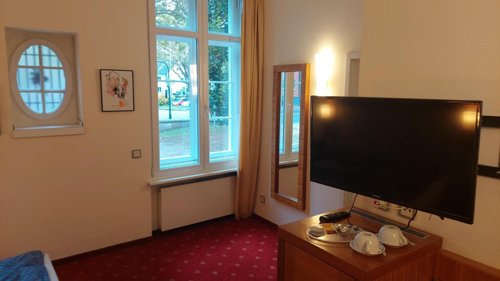 Die Villa, Zimmer 17, Dz Leverkusen Kültér fotó